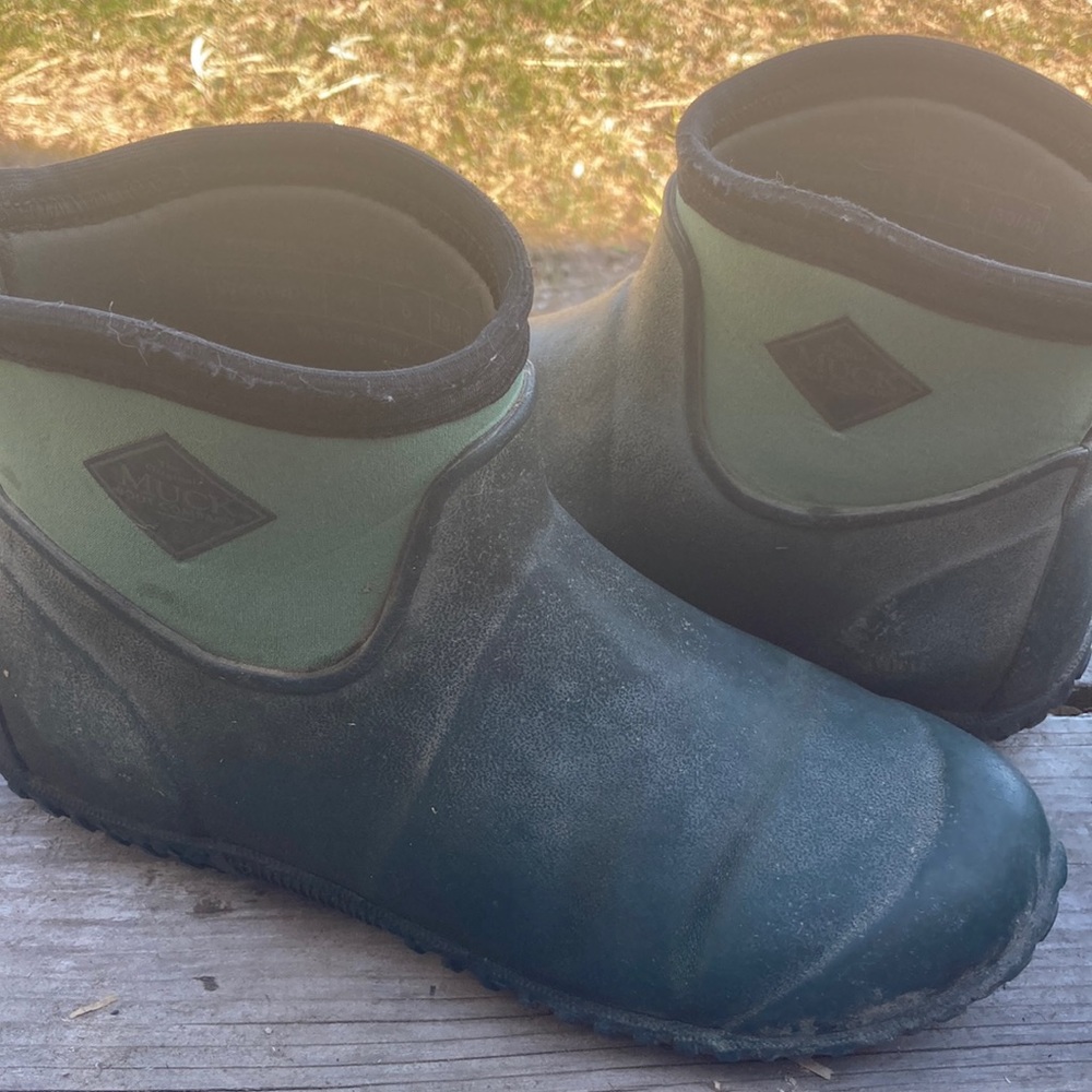 Farm muck boots